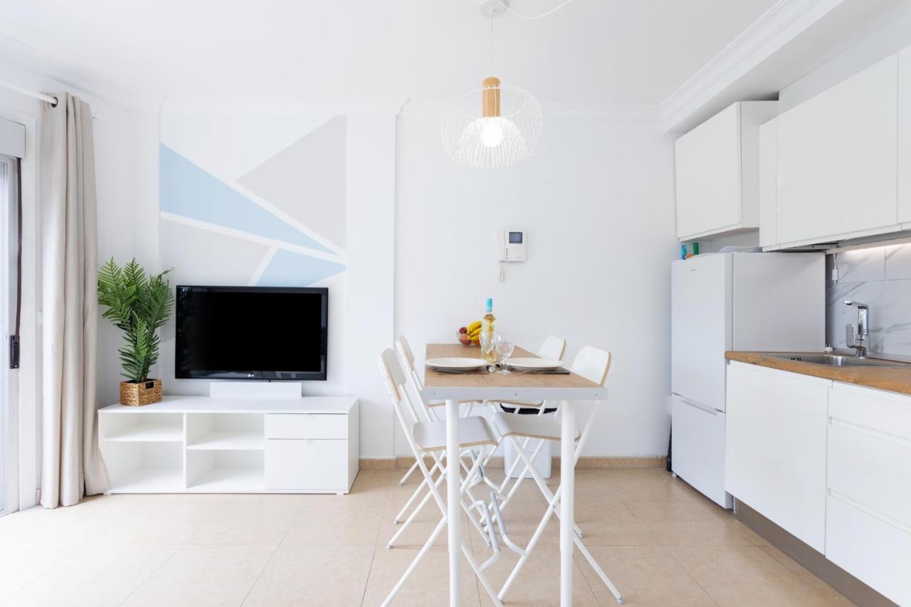 Playa San Juan with sea view Apartment Bagian luar foto