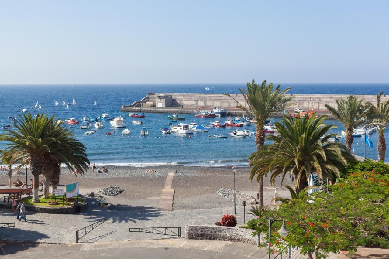 Playa San Juan with sea view Apartment Bagian luar foto