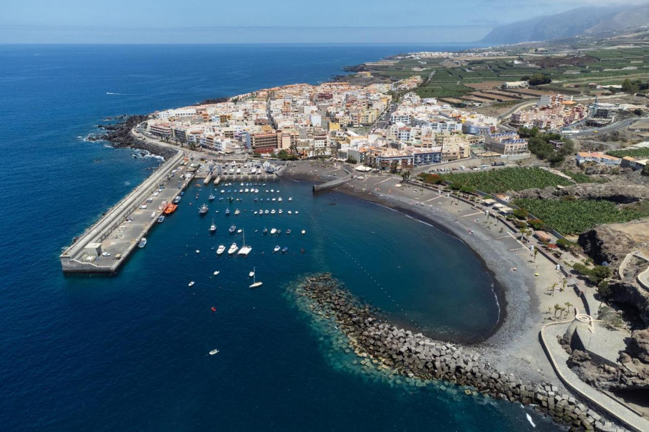Playa San Juan with sea view Apartment Bagian luar foto